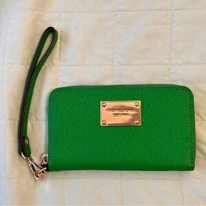 Michael Kors Wristlet Wallet